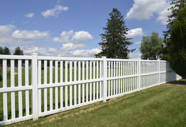 Vinyl Fencing Repair